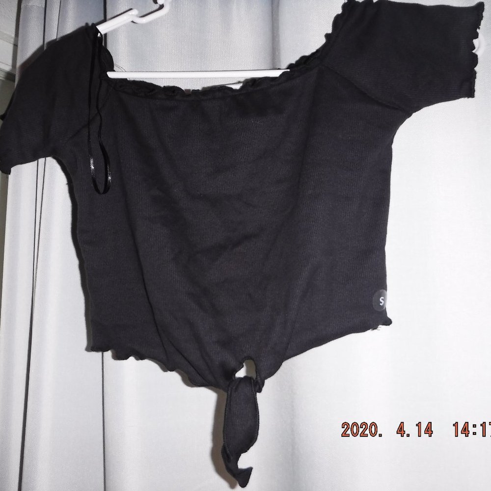 Black cropped off the shoulder Pacsun Blouse